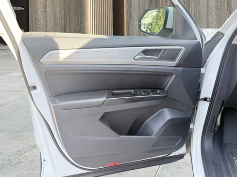 Used 2019 Volkswagen Atlas SE image 23