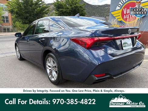 Used 2019 Toyota Avalon XLE w/ Moonroof Package FWD image 5