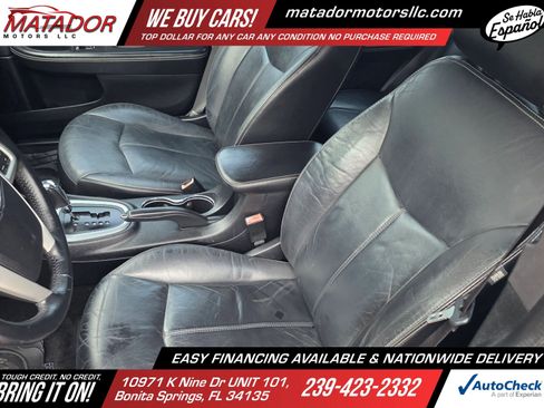 Used 2013 Chrysler 200 Limited FWD image 11