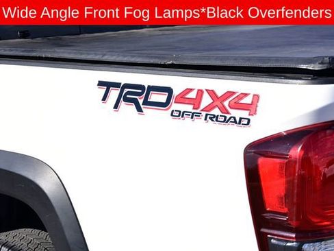 Used 2018 Toyota Tacoma TRD Off-Road image 11