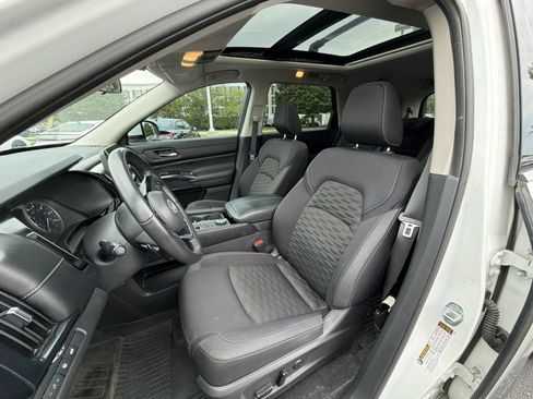 Used 2022 Nissan Pathfinder SV w/ SV Premium Package AWD/4WD image 13