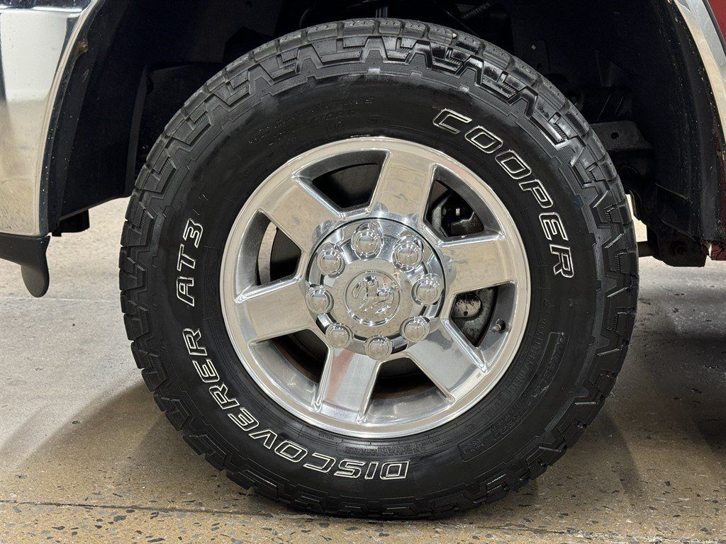 Used 2013 RAM 2500 SLT w/ Luxury Group AWD/4WD image 6