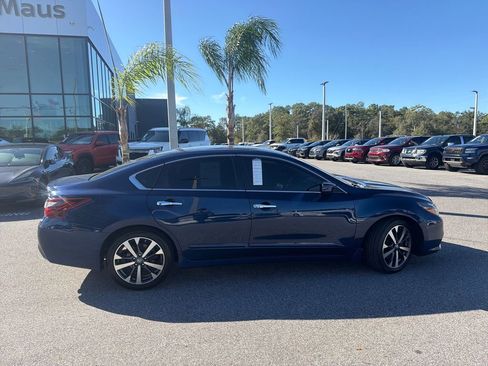 Used 2017 Nissan Altima 2.5 SR image 9