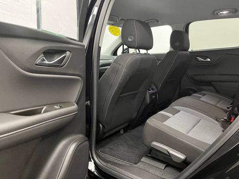 Used 2024 Chevrolet Blazer LT image 28