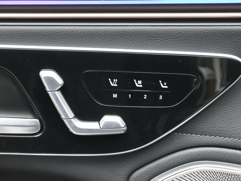 Used 2023 Mercedes-Benz EQS 450+ Sedan image 9