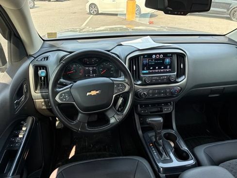 Used 2015 Chevrolet Colorado Z71 RWD image 8