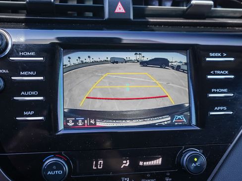Certified 2019 Toyota Camry SE w/ Convenience Package FWD image 24