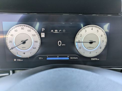 Certified 2024 Hyundai Elantra Limited image 29