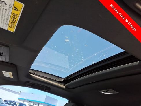 Used 2018 Honda Civic Si image 17