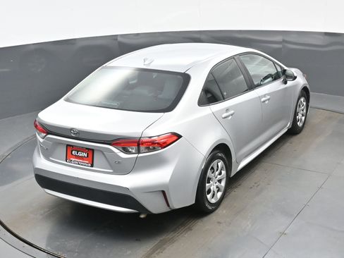 Used 2022 Toyota Corolla LE image 36
