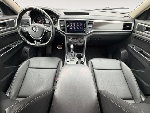 Used 2019 Volkswagen Atlas SE w/ Towing Package FWD image 9