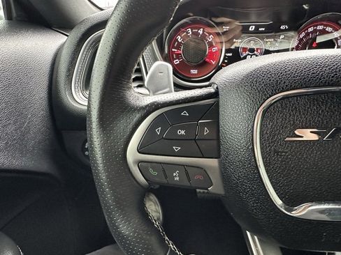 Used 2016 Dodge Challenger SRT Hellcat image 23