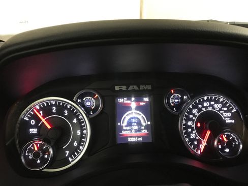 Used 2021 RAM 1500 Big Horn image 18