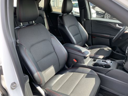 Used 2025 Ford Escape ST-Line Elite AWD/4WD image 41