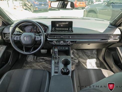 Used 2025 Honda Civic Sport image 29