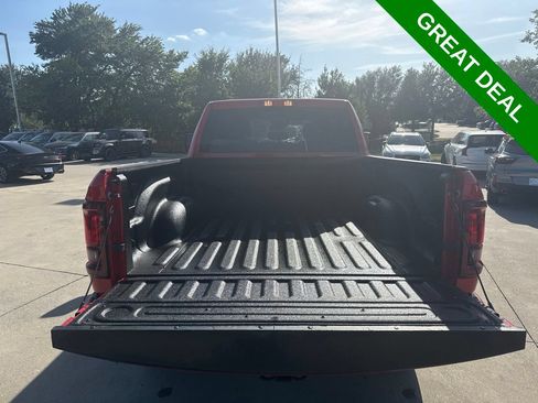 Used 2026 RAM 2500 Big Horn AWD/4WD image 7