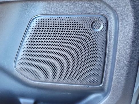 Used 2022 Ford Escape SE w/ SE Sport Appearance Package FWD image 16