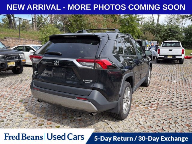 Used 2023 Toyota RAV4 Limited AWD/4WD image 7