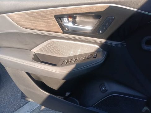 Used 2023 Acura MDX SH-AWD w/ Advance Package image 14