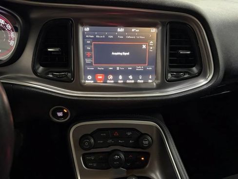 Used 2019 Dodge Challenger R/T RWD image 26
