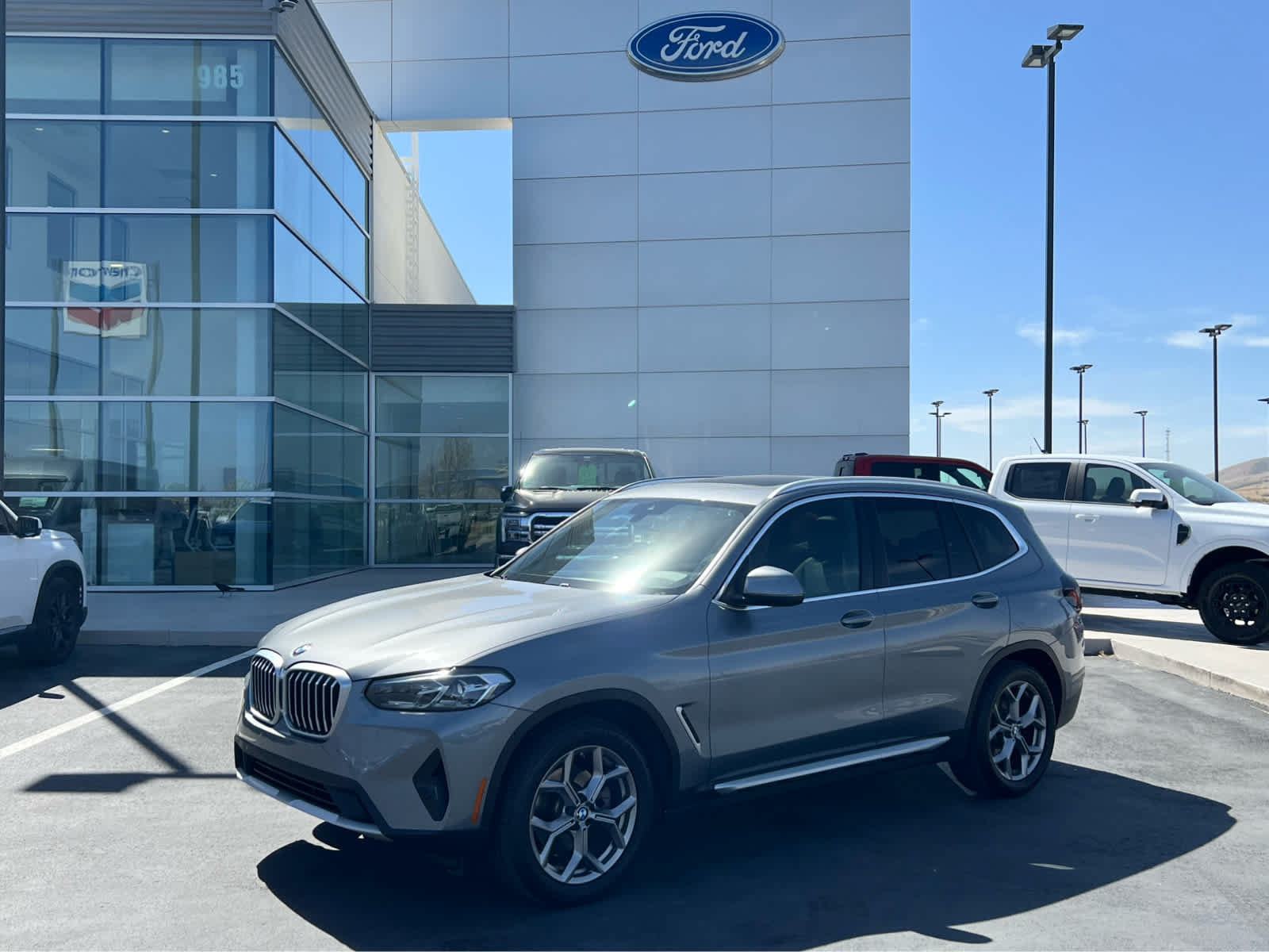 Used 2023 BMW X3 xDrive30i w/ Convenience Package AWD/4WD image 1