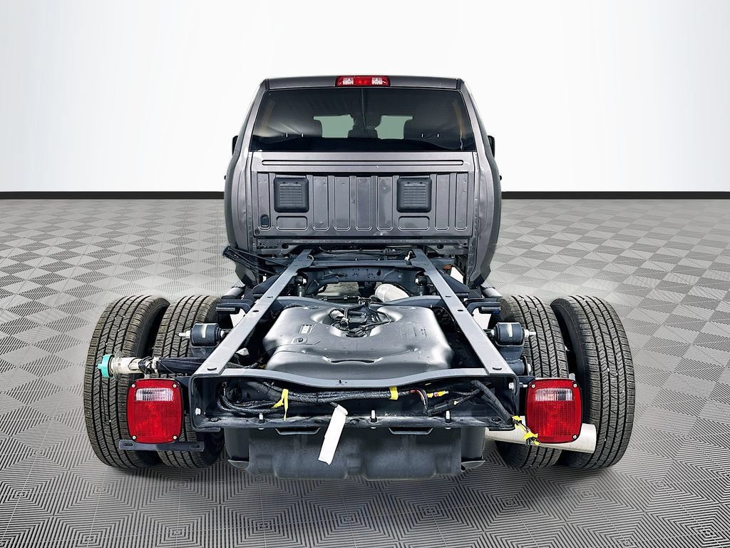 New 2026 RAM 3500 Tradesman w/ Chrome Appearance Group A AWD/4WD image 5