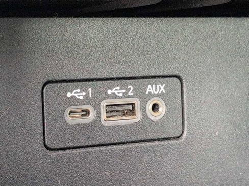 Used 2024 Nissan Altima 2.5 SV FWD image 29