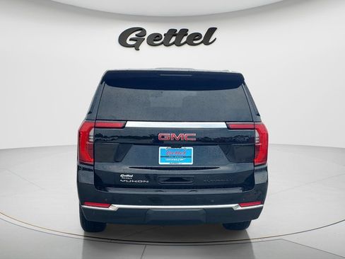 Used 2025 GMC Yukon Elevation w/ Technology Package AWD/4WD image 6