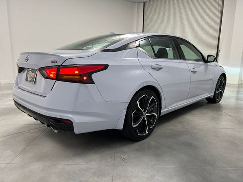 Used 2024 Nissan Altima 2.5 SR image 7