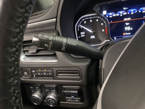 Used 2021 GMC Yukon XL SLT w/ SLT Luxury Plus Package image 22