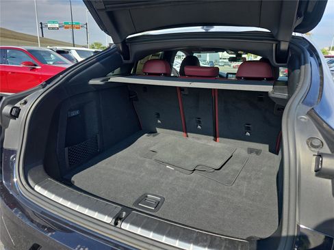 Certified 2023 BMW X4 M40i w/ Premium Package image 8