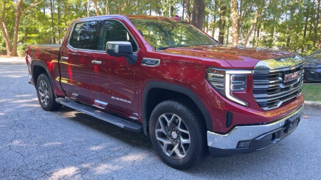 Used 2024 GMC Sierra 1500 SLT w/ SLT Premium Plus Package AWD/4WD image 2