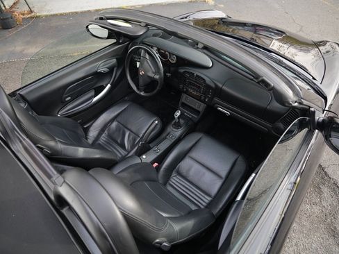 Used 2004 Porsche Boxster S image 5