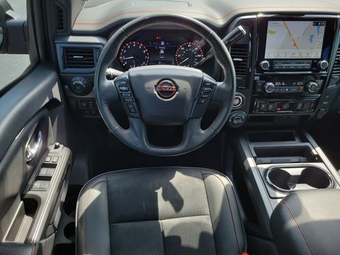 Used 2024 Nissan Titan PRO-4X AWD/4WD image 21
