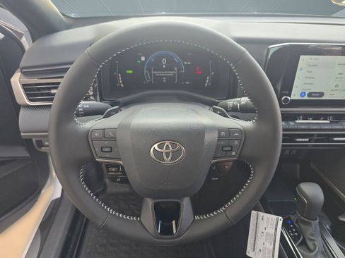 New 2026 Toyota Camry SE image 4