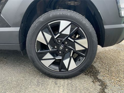 Used 2024 Hyundai Kona SEL AWD/4WD image 29