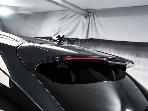 Used 2025 Genesis GV70 2.5T w/ Select Package image 75