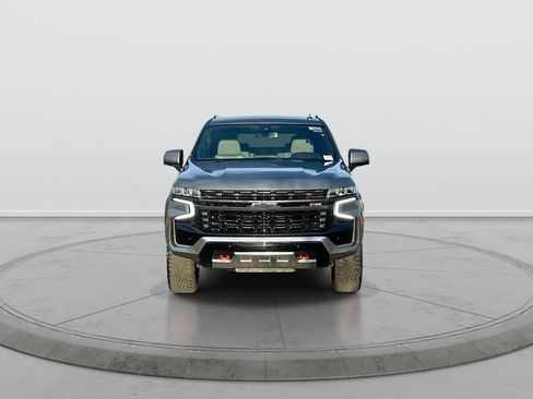Used 2022 Chevrolet Suburban Z71 w/ Off-Road Capability Package AWD/4WD image 3