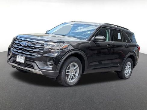 New 2026 Ford Explorer Active AWD/4WD image 7