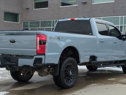 Certified 2025 Ford F350 Lariat w/ Black Appearance Package image 7