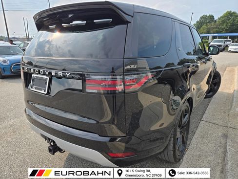 Used 2024 Land Rover Discovery Metropolitan Edition AWD/4WD image 5