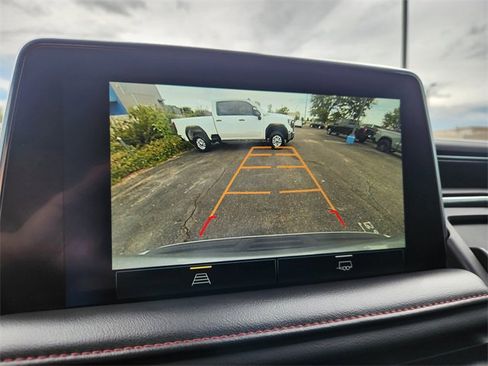 Used 2023 Chevrolet Suburban RST image 25