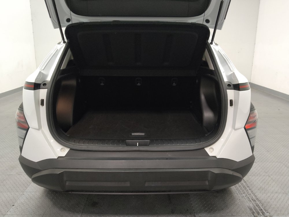 Used 2025 Hyundai Kona SEL FWD image 29