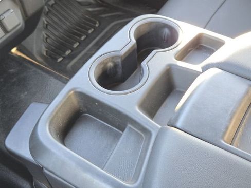 Used 2021 GMC Sierra 2500 4x4 Crew Cab w/ Convenience Package image 21