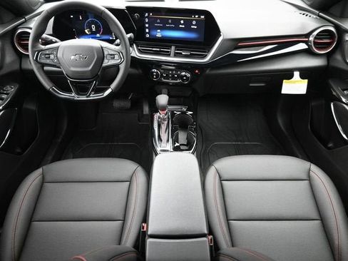New 2026 Chevrolet Trax RS w/ Driver Confidence Package FWD image 19