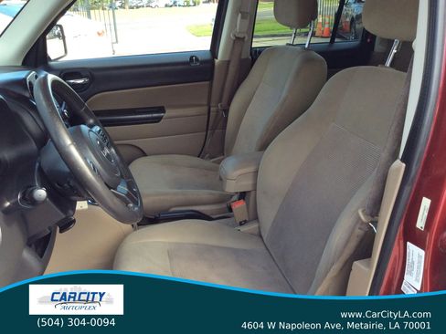 Used 2013 Jeep Patriot Latitude image 11