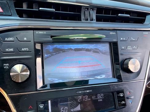 Used 2015 Toyota Avalon XLE Touring FWD image 27