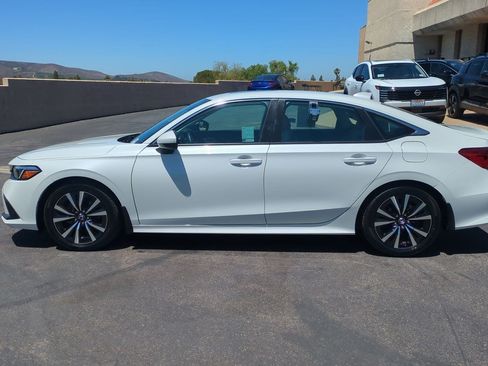 Certified 2023 Honda Civic EX image 9