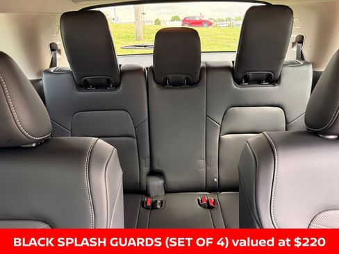 Certified 2023 Nissan Pathfinder Platinum AWD/4WD image 29