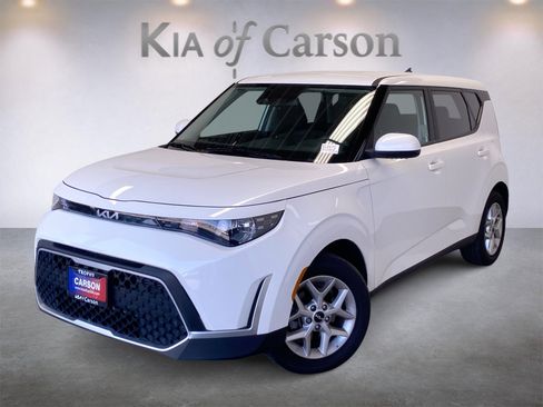 Certified 2025 Kia Soul LX w/ LX Technology Package FWD image 1